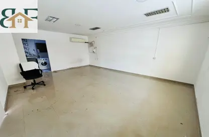 Apartment - Studio - 1 Bathroom for rent in Imperial Suites - Old Salata - Salata - Doha