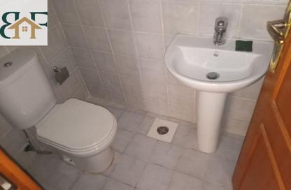 Apartment - 2 Bedrooms - 2 Bathrooms for rent in Al Muntazah Street - Al Muntazah - Doha