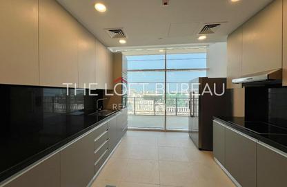 Apartment - 3 Bedrooms - 5 Bathrooms for rent in Floresta Gardens - Floresta Gardens - The Pearl Island - Doha Apartment - 3 Bedrooms - 5 Bathrooms for rent in Floresta Gardens - Floresta Gardens - The Pearl Island - Doha