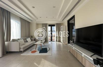 Apartment - 1 Bedroom - 2 Bathrooms for rent in West Porto Drive - Porto Arabia - The Pearl Island - Doha