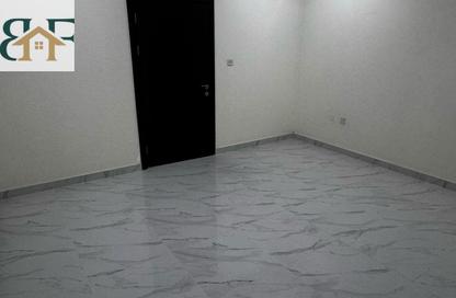 Apartment - 4 Bedrooms - 2 Bathrooms for rent in Old Airport Road - Old Airport Road - Doha Apartment - 4 Bedrooms - 2 Bathrooms for rent in Old Airport Road - Old Airport Road - Doha