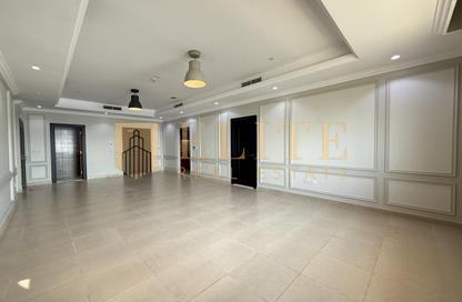 Apartment - 2 - 3 for rent in East Porto Drive - Porto Arabia - The Pearl Island - Doha Apartment - 2 - 3 for rent in East Porto Drive - Porto Arabia - The Pearl Island - Doha