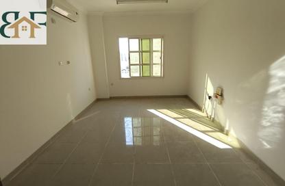 Apartment - 3 - 2 for rent in Muntazah 70 - Al Muntazah - Doha