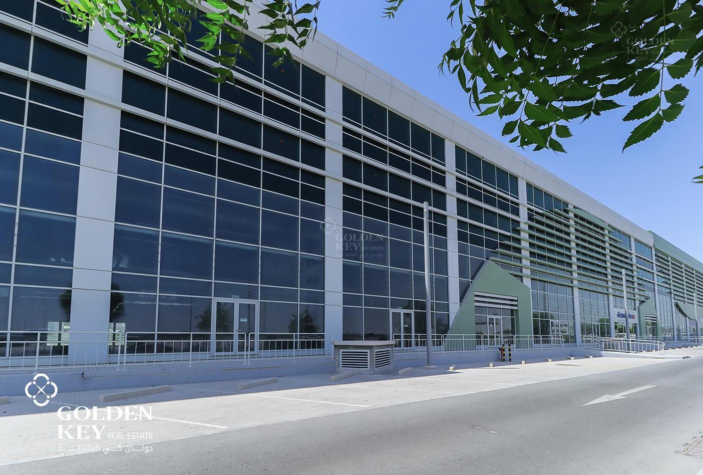 Prime Location Showroom | Large Layout