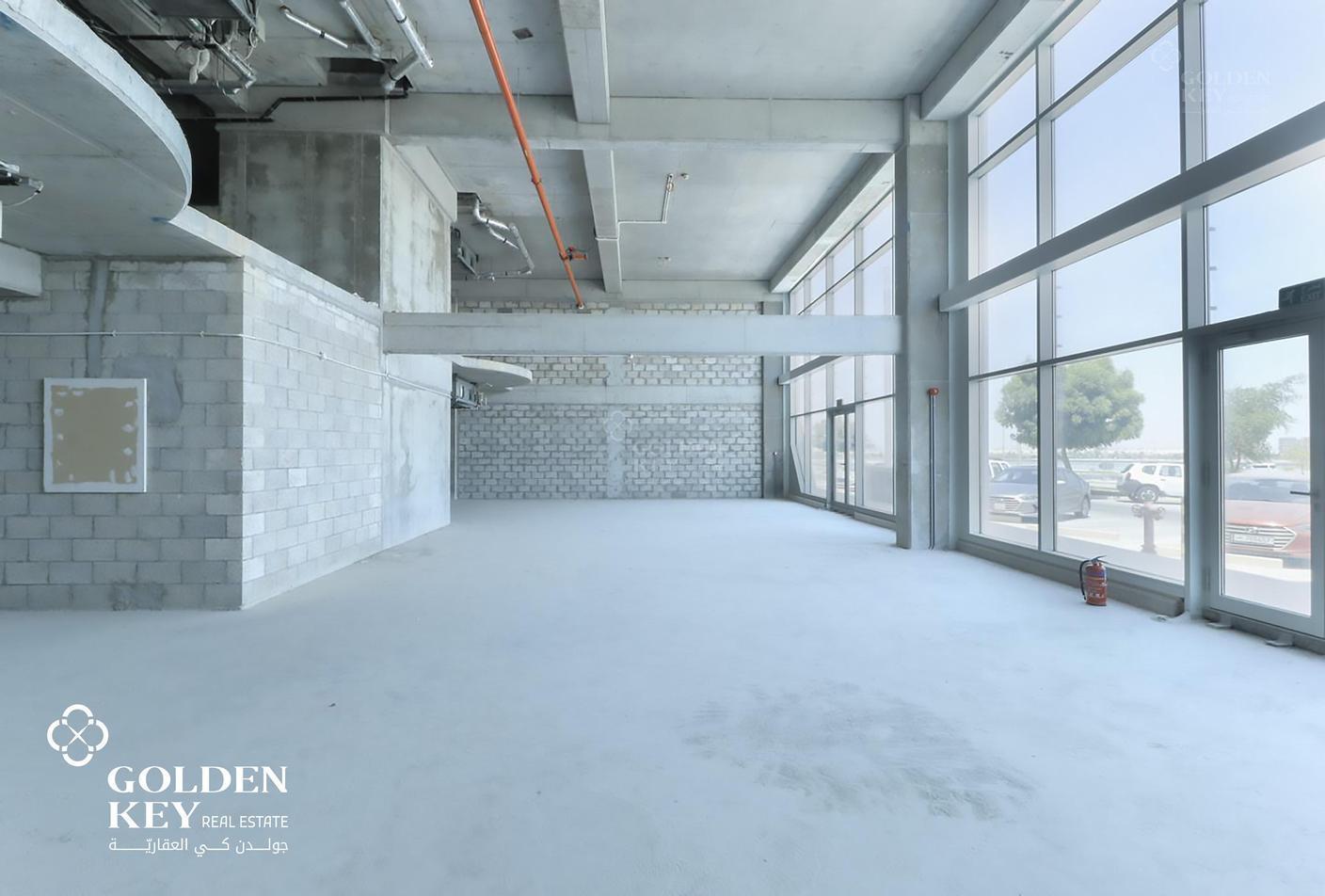 Prime Location Showroom | Large Layout