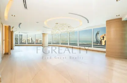 Office Space - 2 Bedrooms - 2 Bathrooms for rent in Marina Residences 195 - Marina District - Lusail