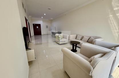 Apartment - 1 - 2 for rent in Al Sadd Road - Al Sadd - Doha