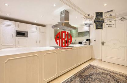 Apartment - 4 Bedrooms - 5 Bathrooms for sale in East Porto Drive - Porto Arabia - The Pearl Island - Doha Apartment - 4 Bedrooms - 5 Bathrooms for sale in East Porto Drive - Porto Arabia - The Pearl Island - Doha