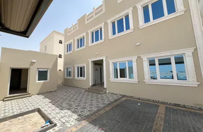 فيلا - 7 غرف نوم - 8 حمامات للايجار في بوابة الخيساء - الخيصة - أم صلال محمد