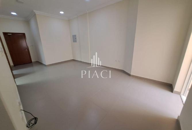 57408900 - Property Main Image
