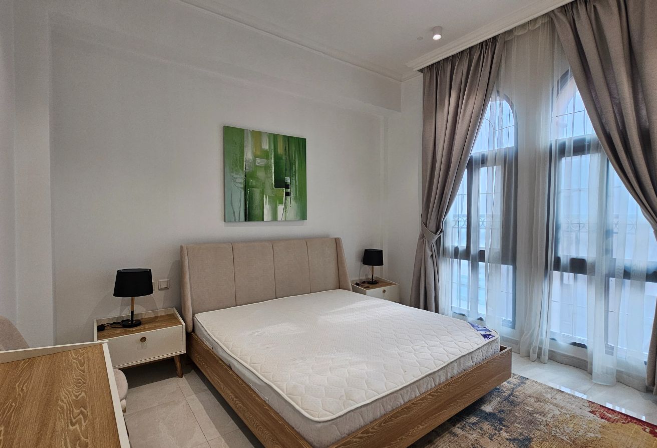 DISTRESS DEAL | LUXURY 2BR IN FOX HILLS SOUTH thumbnail 8