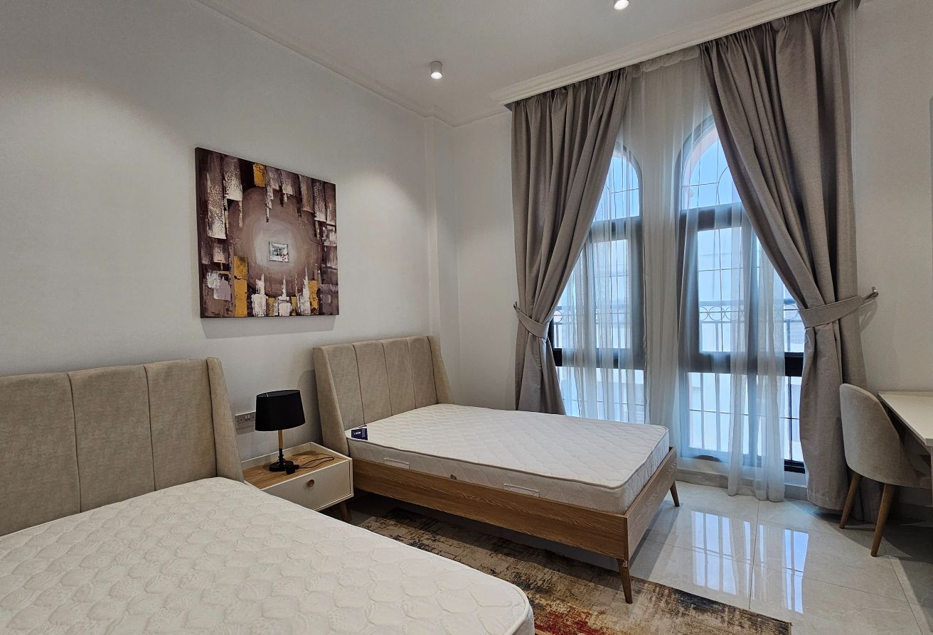 DISTRESS DEAL | LUXURY 2BR IN FOX HILLS SOUTH thumbnail 13