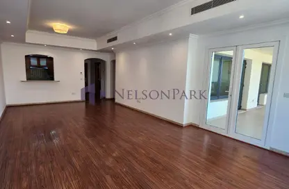 Apartment - 2 Bedrooms - 2 Bathrooms for rent in East Porto Drive - Porto Arabia - The Pearl Island - Doha