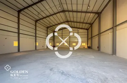 Warehouse - Studio for rent in East Industrial Street - Birkat Al Awamer - Al Wakra
