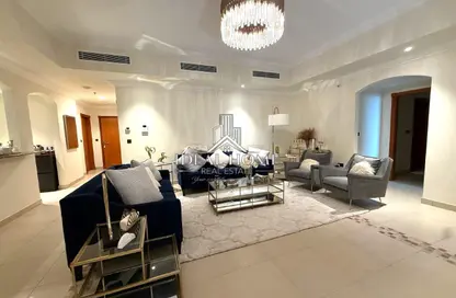 Apartment - 2 Bedrooms - 3 Bathrooms for rent in West Porto Drive - Porto Arabia - The Pearl Island - Doha