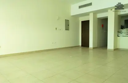 Apartment - 3 Bedrooms - 2 Bathrooms for rent in Al Mansoura - Al Mansoura - Doha