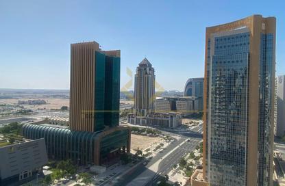 Apartment - 1 Bedroom - 2 Bathrooms for sale in Lusail Marina Heights - Marina District - Lusail
