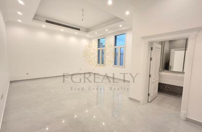 Villa - 7+ - 7+ for sale in Rawdat Al Hamama - Al Daayen