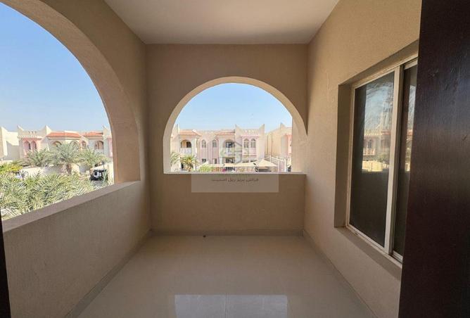 1006924 - Property Image 2