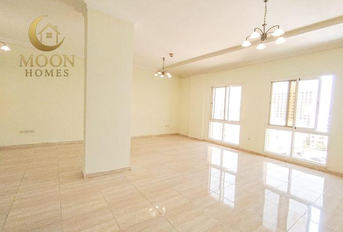 54199012 - Property Image 2