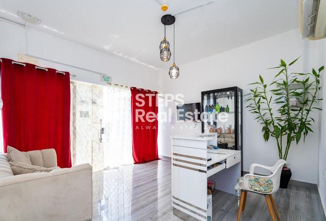 54296185 - صورة العقار 2