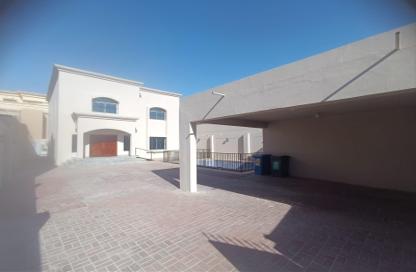 Villa - 4 Bedrooms - 6 Bathrooms for rent in Old Airport Road - Old Airport Road - Doha