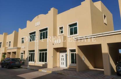 Villa - 6 Bedrooms - 6 Bathrooms for rent in Al Kheesa - Al Kheesa - Umm Salal Mohammed