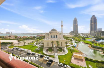 Apartment - 1 Bedroom - 2 Bathrooms for sale in West Porto Drive - Porto Arabia - The Pearl Island - Doha
