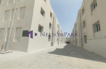 Staff Accommodation - Studio - 7+ Bathrooms for rent in Barwa City - Mesaimeer - Doha