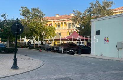 Townhouse - 3 Bedrooms - 4 Bathrooms for rent in Qanat Quartier - The Pearl Island - Doha