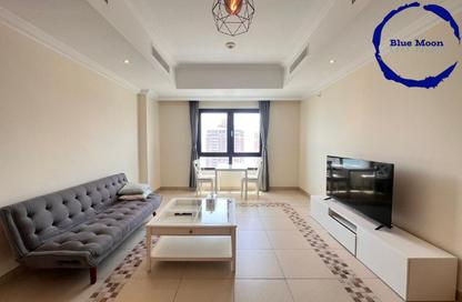 Apartment - 1 Bedroom - 2 Bathrooms for rent in West Porto Drive - Porto Arabia - The Pearl Island - Doha
