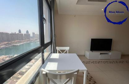 Apartment - 1 Bedroom - 2 Bathrooms for rent in West Porto Drive - Porto Arabia - The Pearl Island - Doha