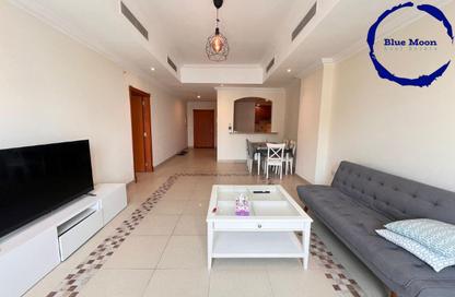 Apartment - 1 Bedroom - 2 Bathrooms for rent in West Porto Drive - Porto Arabia - The Pearl Island - Doha
