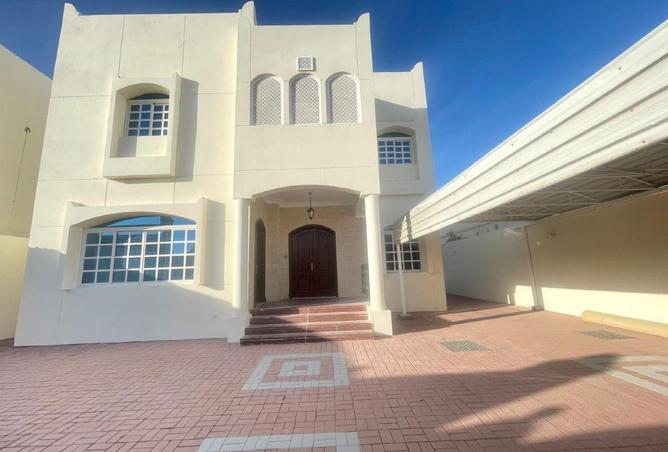 54102379 - Property Main Image