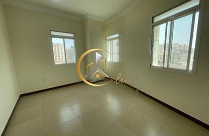 Apartment - 3 Bedrooms - 2 Bathrooms for rent in Hiteen Street - Al Muntazah - Doha