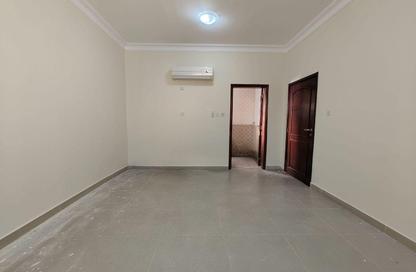 Apartment - 1 Bedroom - 2 Bathrooms for rent in Umm Ghuwailina 4 - Umm Ghuwailina - Doha Apartment - 1 Bedroom - 2 Bathrooms for rent in Umm Ghuwailina 4 - Umm Ghuwailina - Doha