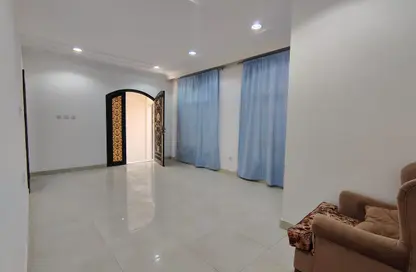 Apartment - 1 Bedroom - 1 Bathroom for rent in Ain Khaled Villas - Ain Khaled - Doha