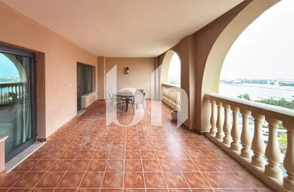 Apartment - 1 Bedroom - 2 Bathrooms for rent in West Porto Drive - Porto Arabia - The Pearl Island - Doha