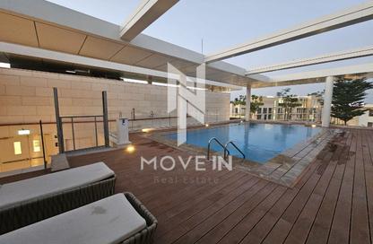 Apartment - 2 Bedrooms - 3 Bathrooms for sale in Crystal Residence - Gewan Island - The Pearl Island - Doha