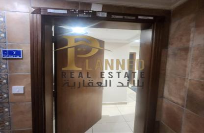 Apartment - 1 Bedroom - 2 Bathrooms for rent in Doha Al Jadeed - Doha
