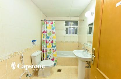 Apartment - 2 Bedrooms - 2 Bathrooms for rent in Al Sadd Road - Al Sadd - Doha