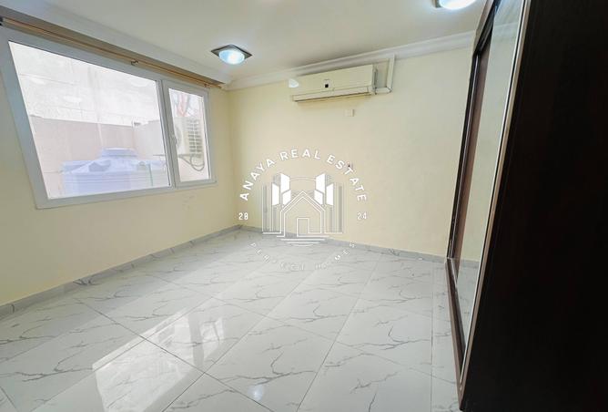 54442917 - Property Main Image