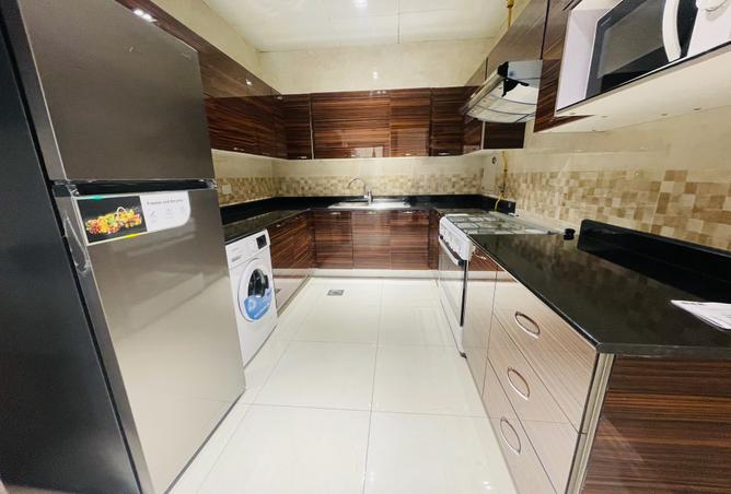 1005288 - Property Image 3