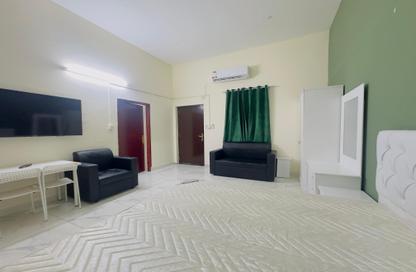 Apartment - Studio - 1 Bathroom for rent in Al Aziziyah - Al Aziziyah - Doha