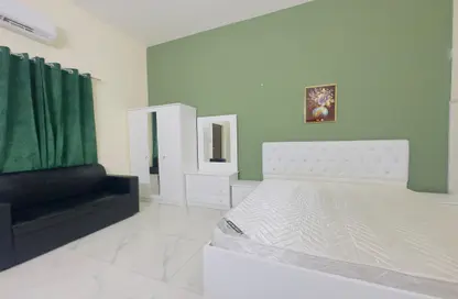 Apartment - Studio - 1 Bathroom for rent in Al Aziziyah - Al Aziziyah - Doha