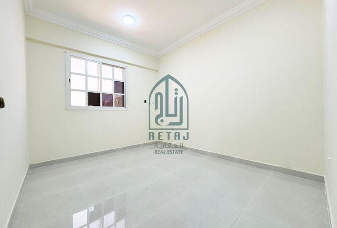 984427 - Property Image 3