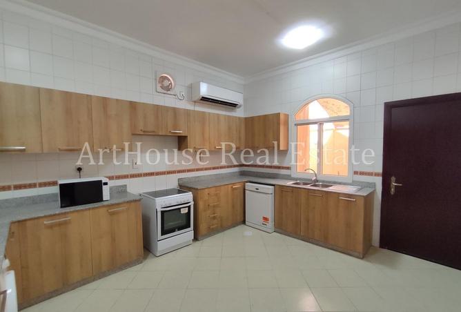 52315961 - Property Image 2