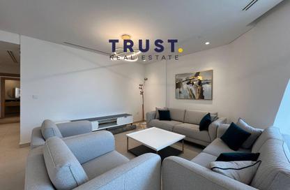 Apartment - 3 Bedrooms - 4 Bathrooms for rent in Floresta Gardens - Floresta Gardens - The Pearl Island - Doha