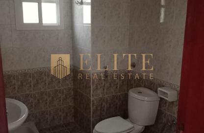 Villa - 5 Bedrooms - 5 Bathrooms for rent in Beverly Hills Garden - Beverly Hills Garden - Al Maamoura - Doha
