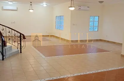 فيلا - 5 غرف نوم - 5 حمامات للايجار في بيفيرلي هيلز جاردن - بيفيرلي هيلز جاردن - المعمورة - الدوحة